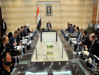 مجلس الوزراء يضع رؤية تطويرية لعمل الصندوق الوطني للمعونة الاجتماعية مع ﺍﻻﺳﺘﻤﺮﺍﺭ ﺑﺒﺮﻧﺎﻣﺞ ﺩﻋﻢ ﺍﻟﻤﺴﺮﺣﻴﻦ ﻣﻦ ﺧﺪﻣﺔ ﺍﻟﻌﻠﻢ 