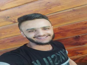 إليك أكتب بقلم الكاتب إبراهيم وليد العبد