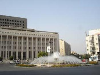 استمرار المصرف المركزي بتقديم خدماته للمواطنين مع خطتين للعمل بكافة الظروف