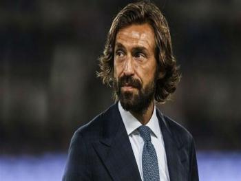 لاعب سابق من ميلان يرغب بتدريب فريق برشلونة 