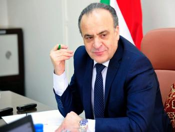 المهندس خميس يكسر قوالب مناقصات موادنا الغذائية 