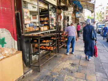 قريبا... تسعيرة جديدة للخبز السياحي والصمون من وزارة التجارة الداخلية