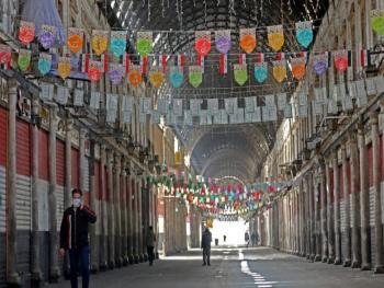 كيف غير كورونا من عادات التسوق لدى السوريين؟