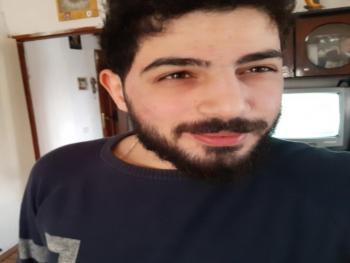 اللعنة بقلم عبد الوهاب عيان