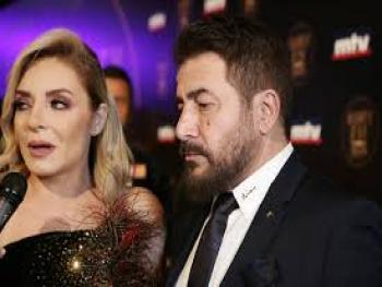 رومنسية عابد فهد مع زوجته تثير ضجة على مواقع التواصل الاجتماعي