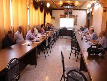 وزير الصناعة يدعو إلى منافسة بين القطاعين العام والخاص في الانتاج