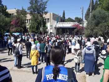 تجاوزات في اليوم الأول من دوام الطلاب في الجامعات السورية.. فمن هو المسؤول ؟؟!!!