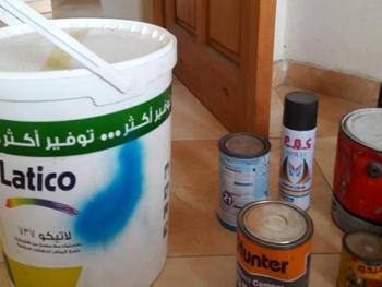 التجارة الداخلية تغلق محلات مخالفة وتتلف المحتويات