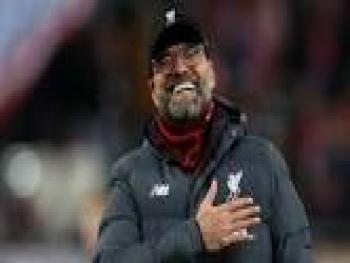 كلوب متفائل بحصد لقب الدوري ولا يرد التوقف عن تحقيق الانتصارات لفريفه