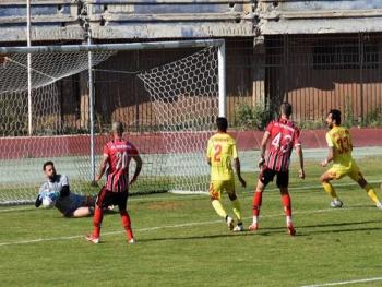 نتائج مهمة في الدوري السوري الممتاز لكرة القدم.. الوثبة يفوز على تشرين 