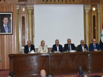 فعاليات اقتصادية في حماة تطالب برفع الرسوم الجمركية عن التجار
