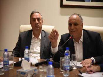 الوزير البرازي من غرفة تجارة ريف دمشق يتبرأ من التجار المتعاملين بالتهريب