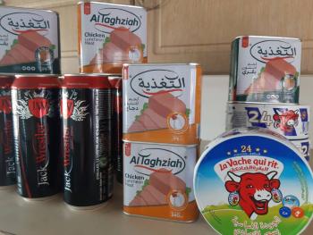مواد مجهولة المصدر في ريف دمشق والتموين يغلق المحلات 