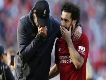 غلوب يطشف أسباب عدم مشاركة محمد صلاح في المباراة مع ايفرتون