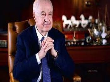 طلال أبو غزالة: أسباب نفسية وراء انهيار الليرة السةورية وليست اقتصادية