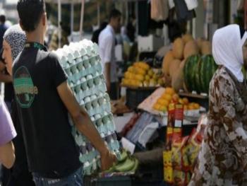 ما هي الحلول المطروحة امام الحكومة لتحسين مستوى المعيشة.. خبير علوم مالية يوضح