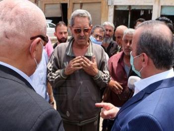 وزير الإدارة المحلية يطلع على واقع العمل في المنطقة الصناعية والسوق الشعبي بدرعا