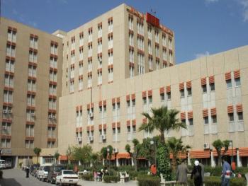  فيديو “شتم الميت” في مشفى الأسد الجامعي يثير ضجة كبيرة.. والمدير: ستتم محاسبة المسيئين