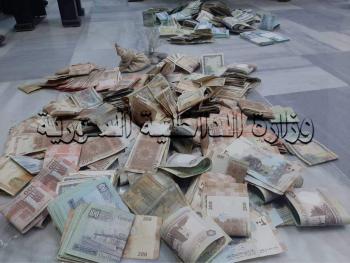 رائحة غريبة..تكشف وفاة متسول في منزلة بدمشق والعثور على مبالغ مالية قديمة 