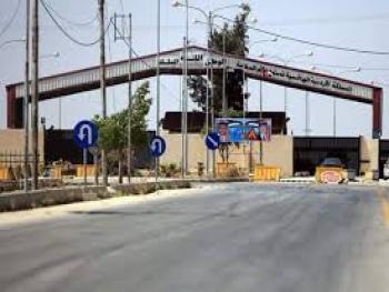 بعبور الشاحنات السورية العالقة بين منفذي نصيب وجابر بشروط