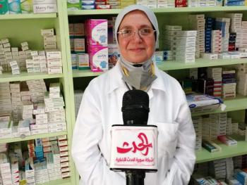 نقابة الصيادلة توزيع الكمامات على عمال الدوائر الخدمية بدرعا