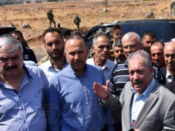 المهندس عرنوس يتفقد على رأس وفد حكومي المناطق التي تعرضت للحرائق بريف حماة