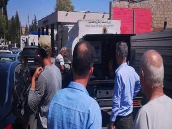 وضع خمس صهاريج بنزين بالقرب من محطات الوقود