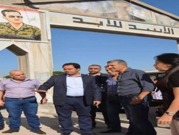 محافظ دمشق يتفقد حي العرين
