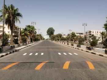 مؤسسة أسفار  تطلق مبادرة لطلاء المطبات بمدينة درعا