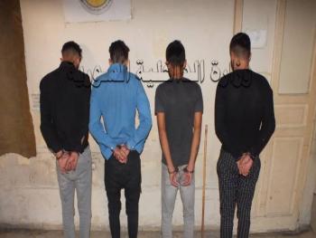 في اللاذقية القبض على شخصين قاما بطعن عدد من المواطنين بالشوارع ليلاً وسلبهم أجهزتهم الخليوية بالعنف 