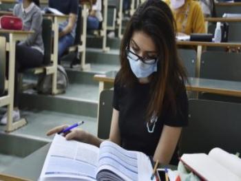 «التعليم العالي» تواجه «كورونا».. بتعميم