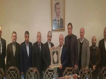 السفير الايراني مع التجار لتذليل الصعوبات وإنشاء هيئة تحكيم تجارية