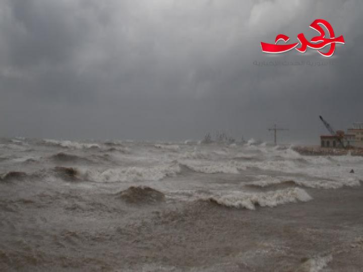 إغلاق جميع الموانئ في المنطقة الساحلية بسبب الأحوال الجوية السائدة