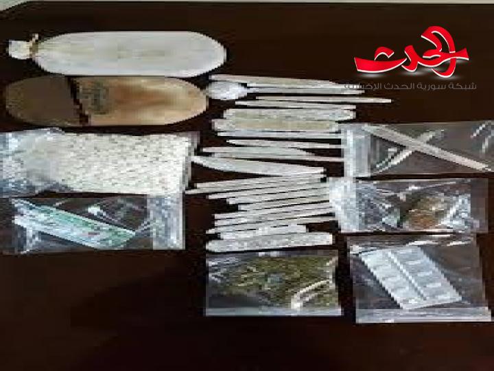 القبض على مروج مخدرات مخبئ ضمن دراجته النارية 12 كيلوغرام من مادة الحشيش في منطقة التل