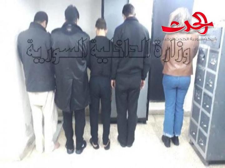 القبض على عصابة تزور وثائق وتحاليل pcr الخاصة بفايروس كور-ونا
