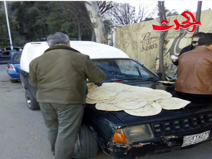 هل يقبلها وزير التموين ومدير المخابز.. صور؟!