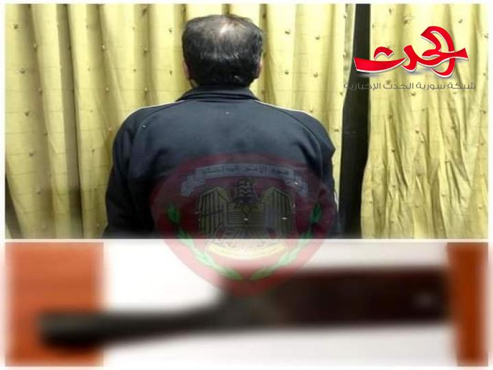 شرطة المرجة تقبض على شخص ضرب صديقة بالساطور!!