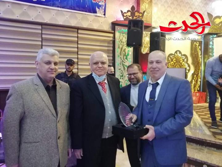 ثانوية البرماوي تكرم كوكبة من حاملي راية العلم بيوم المعلم