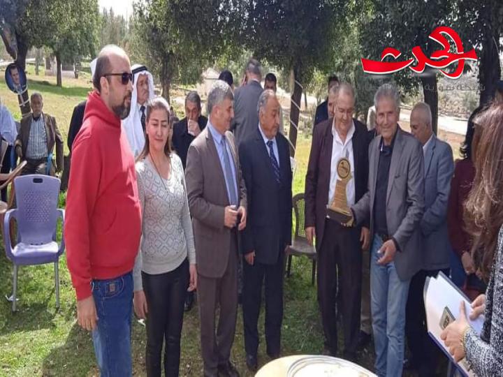 من قلب الليل يبزغ نور الامل مهرجان السويداء الامل المتجدد