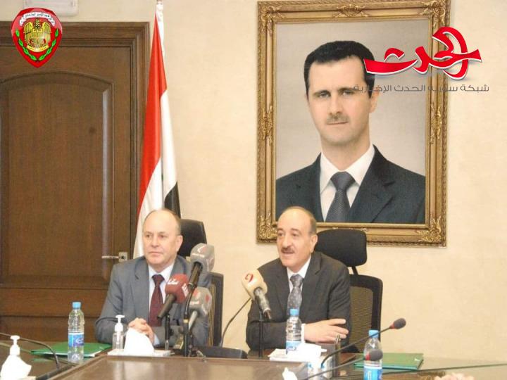 وزيرا الداخلية والتعليم العالي والبحث العلمي يوقعان مذكرة تفاهم حول إعادة تأهيل نزلاء السجون