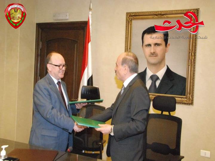 وزيرا الداخلية والتعليم العالي والبحث العلمي يوقعان مذكرة تفاهم حول إعادة تأهيل نزلاء السجون