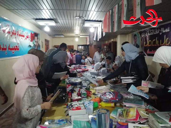 مهرجان اتحاد العمال للقرطاسية توفير مستلزمات المدرسة بأسعار مخفضة ومشجعة