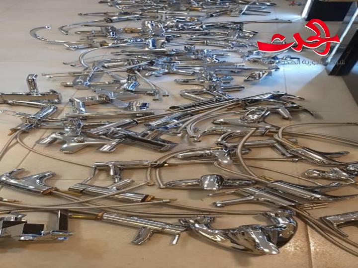 تموين اللاذقية تضبط مستودع يحتوي كميات كبيرة من السيراميك مجهول المصدر