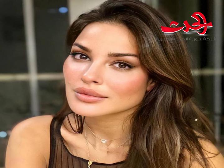 بإطلالة ساحرة..نادين نسيب نجيم..والجمهور يتفاعل
