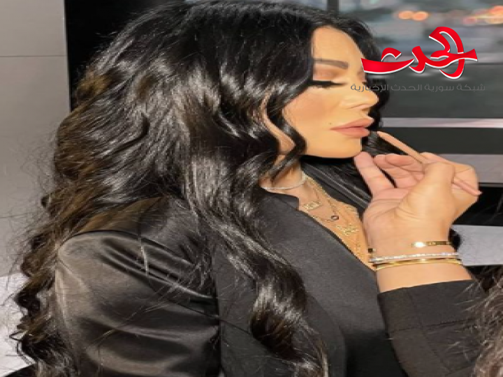 هيفا وهبي تترأس لجنة ملك جمال لبنان.. 