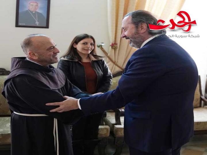 الرئيس الأسد يهنئ أبناء الطوائف المسيحية بعيد الميلاد المجيد