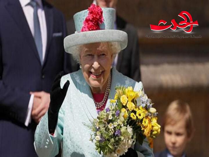 الشرطة البريطانية تعتقل مسلح داخل قلعة وندسور أثناء احتفال الملكة إليزابيث بعيد الميلاد