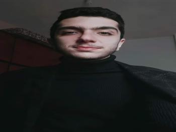 هدايا بقلم يزن أحمد جديد