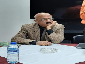 المنديل بقلم الشاعر الفلسطيني عمران الياسيني