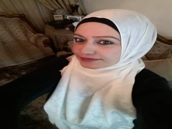 التفاحة للشاعرة فاتن شيمي